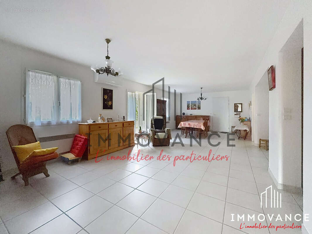 Maison à SAINT-JEAN-DE-VEDAS