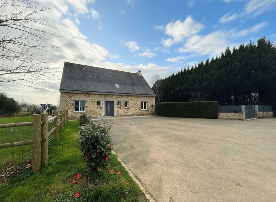 Maison à ISIGNY-LE-BUAT