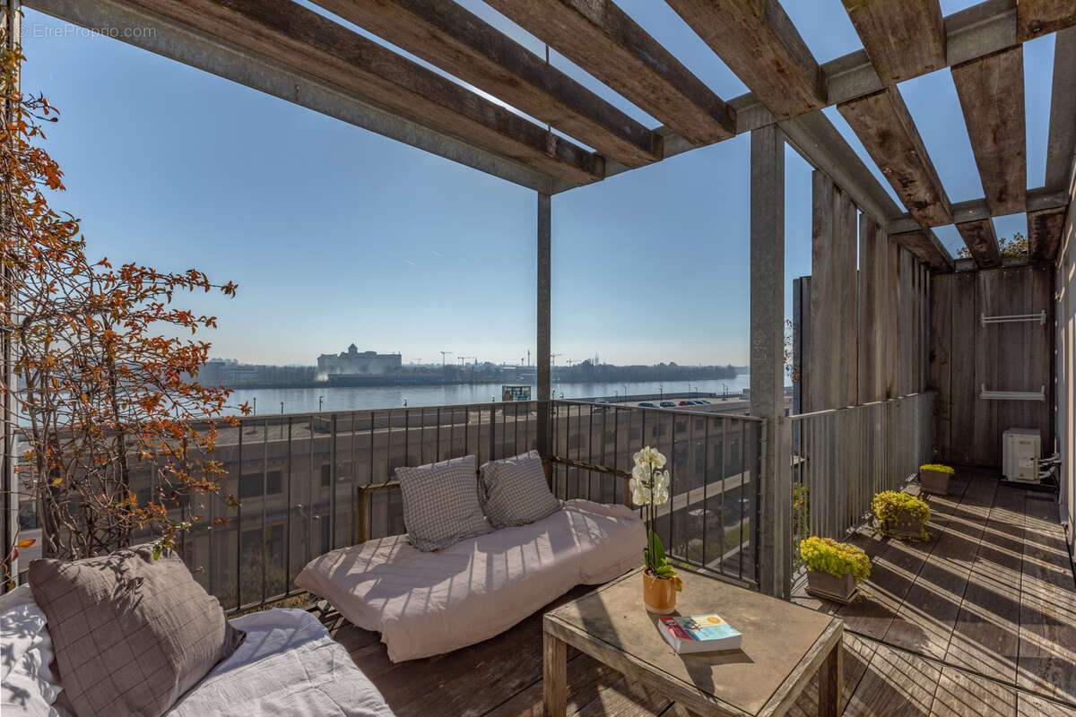 Appartement à BORDEAUX