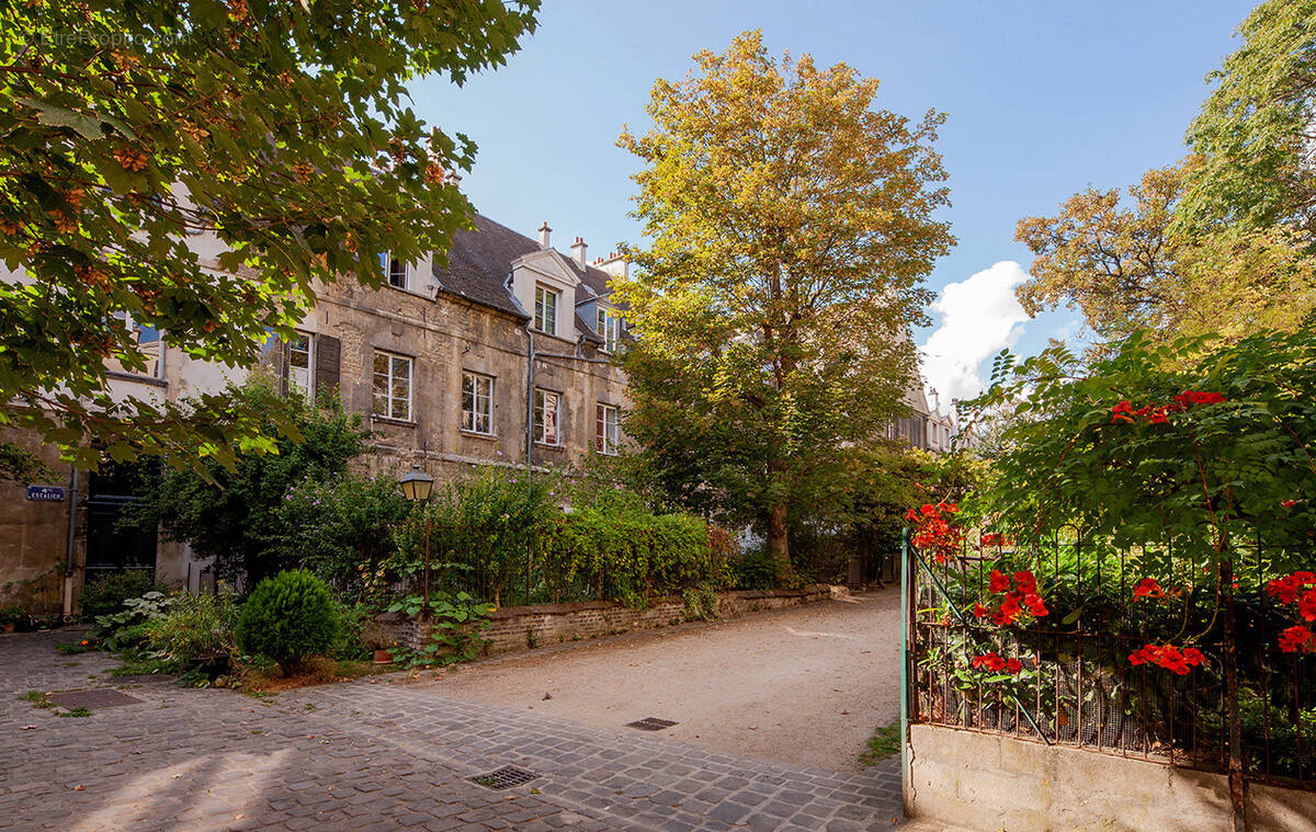 Appartement à SAINT-DENIS