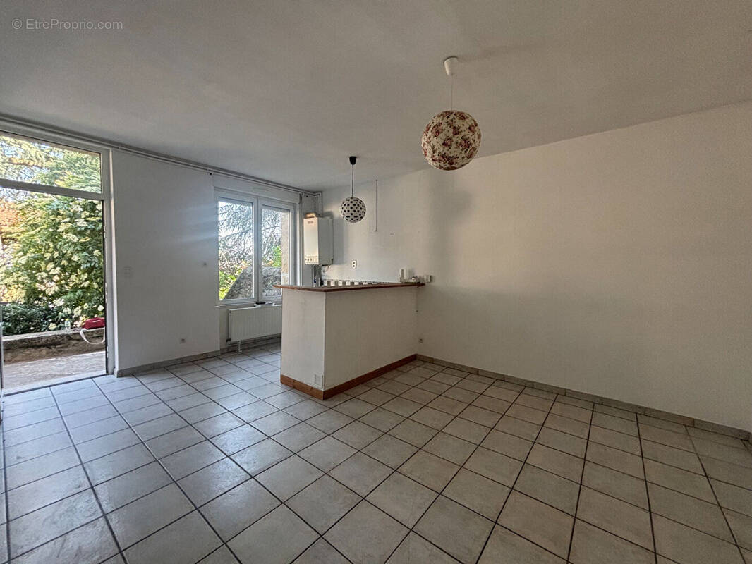 Appartement à SAINT-ETIENNE