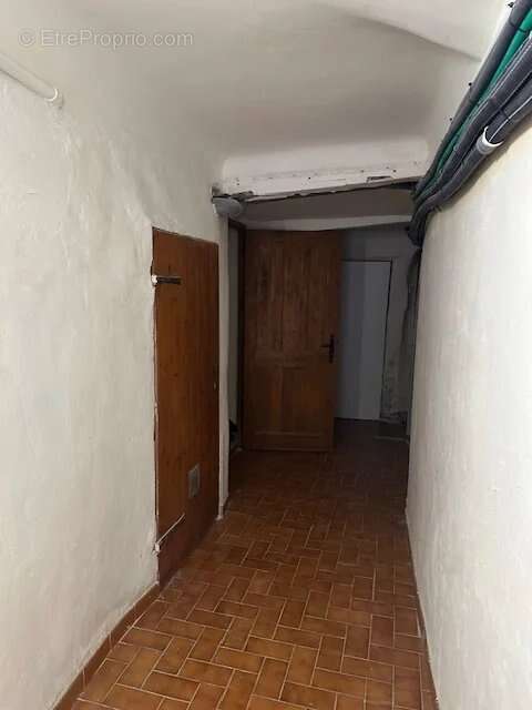 Appartement à COTIGNAC