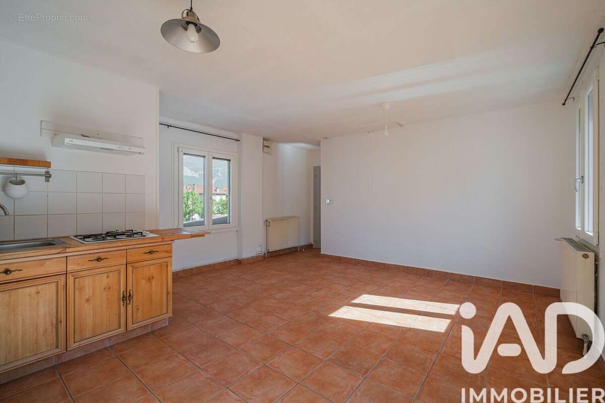 Photo 3 - Appartement à LE CHAMP-PRES-FROGES