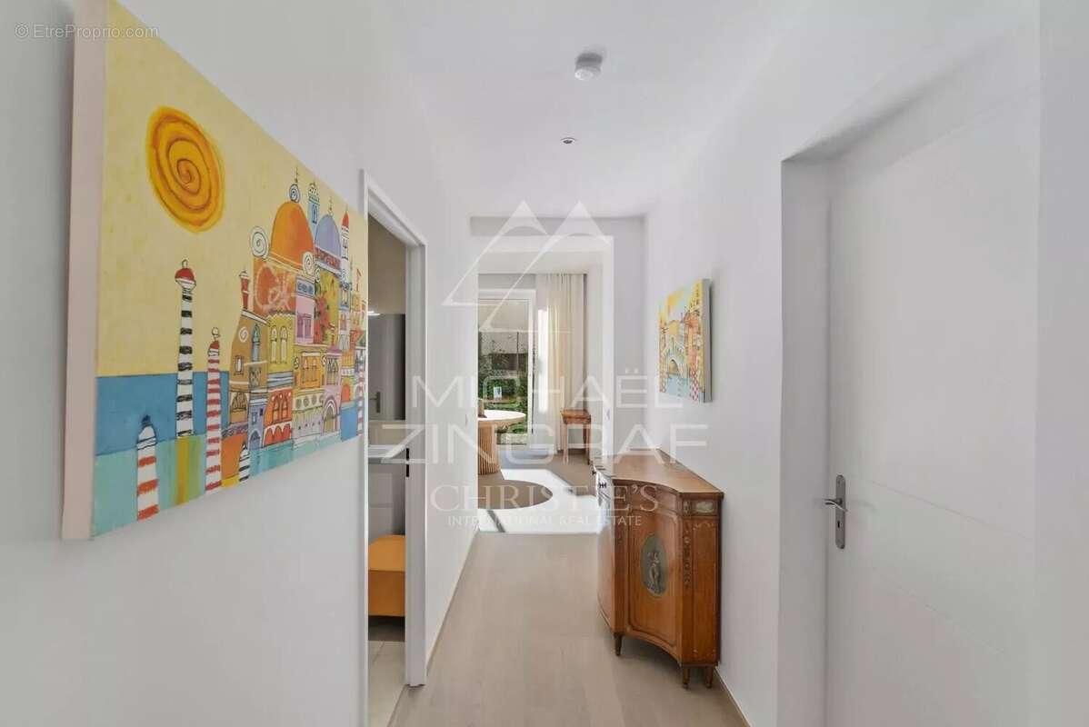 Appartement à MENTON