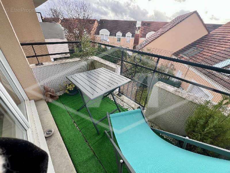 Appartement à COMBS-LA-VILLE