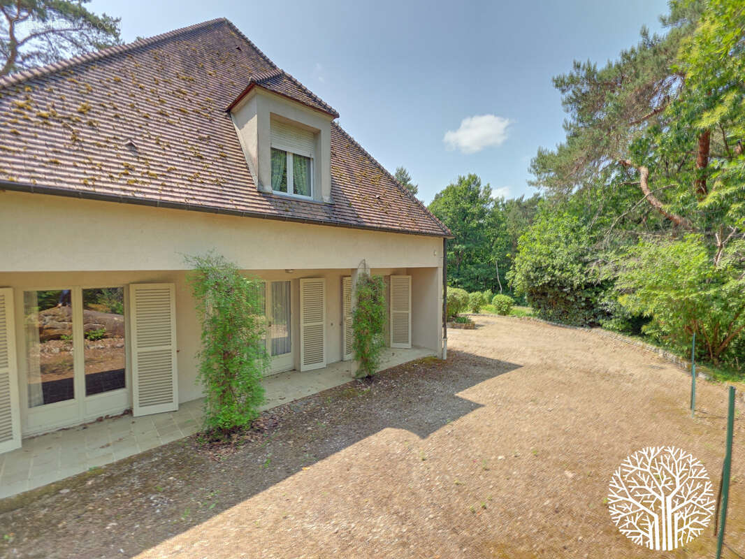 Maison à NOISY-SUR-ECOLE