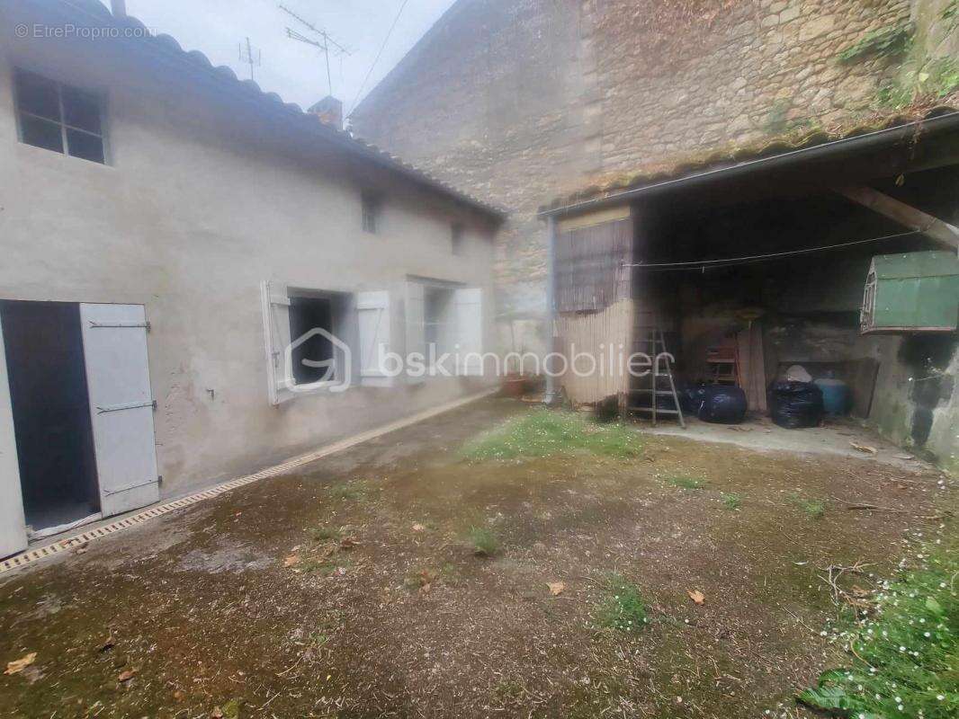 Maison de ville avec garage et jardinet - photo 16
