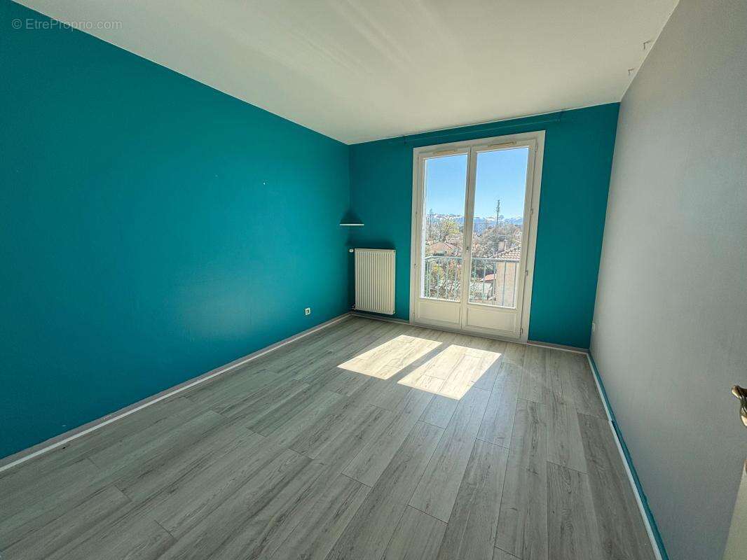 Appartement à BILLERE
