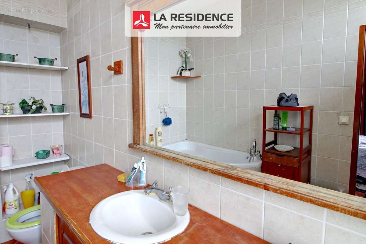 Maison à SAINT-ETIENNE-DU-ROUVRAY