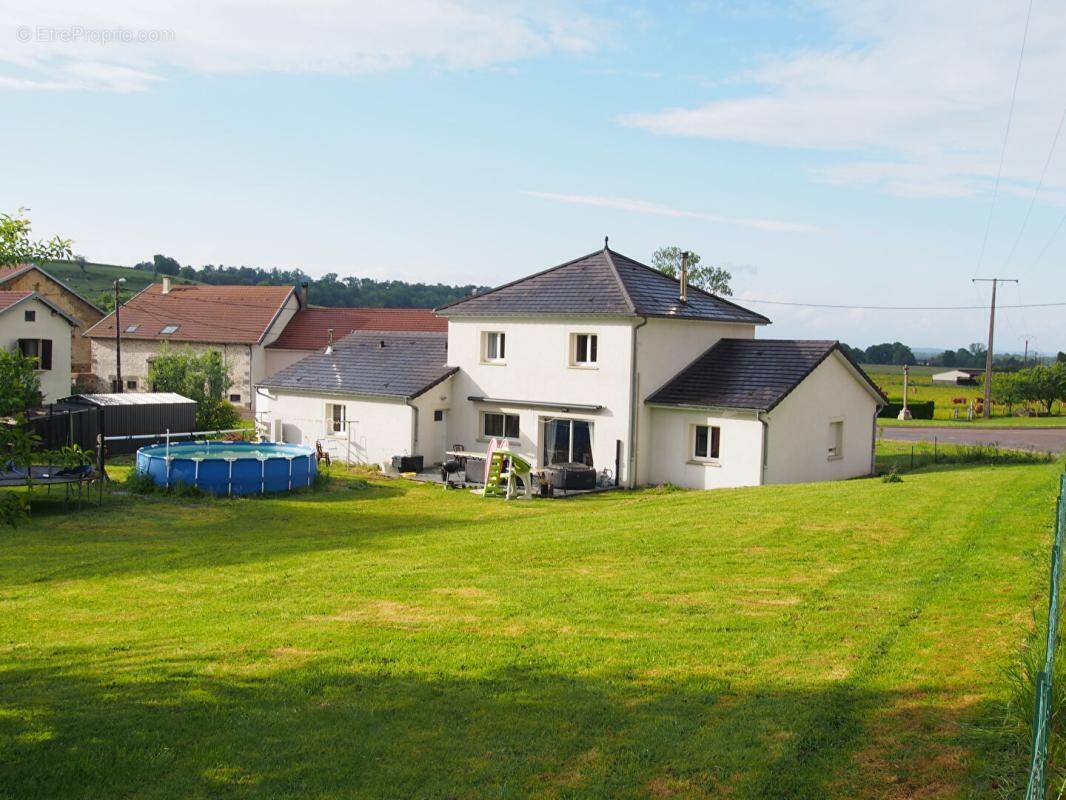 Maison à VAL-DE-MEUSE