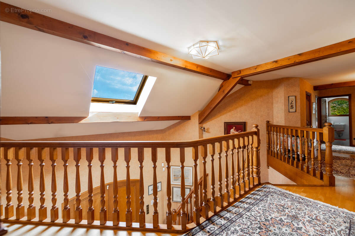 Maison à DIVONNE-LES-BAINS