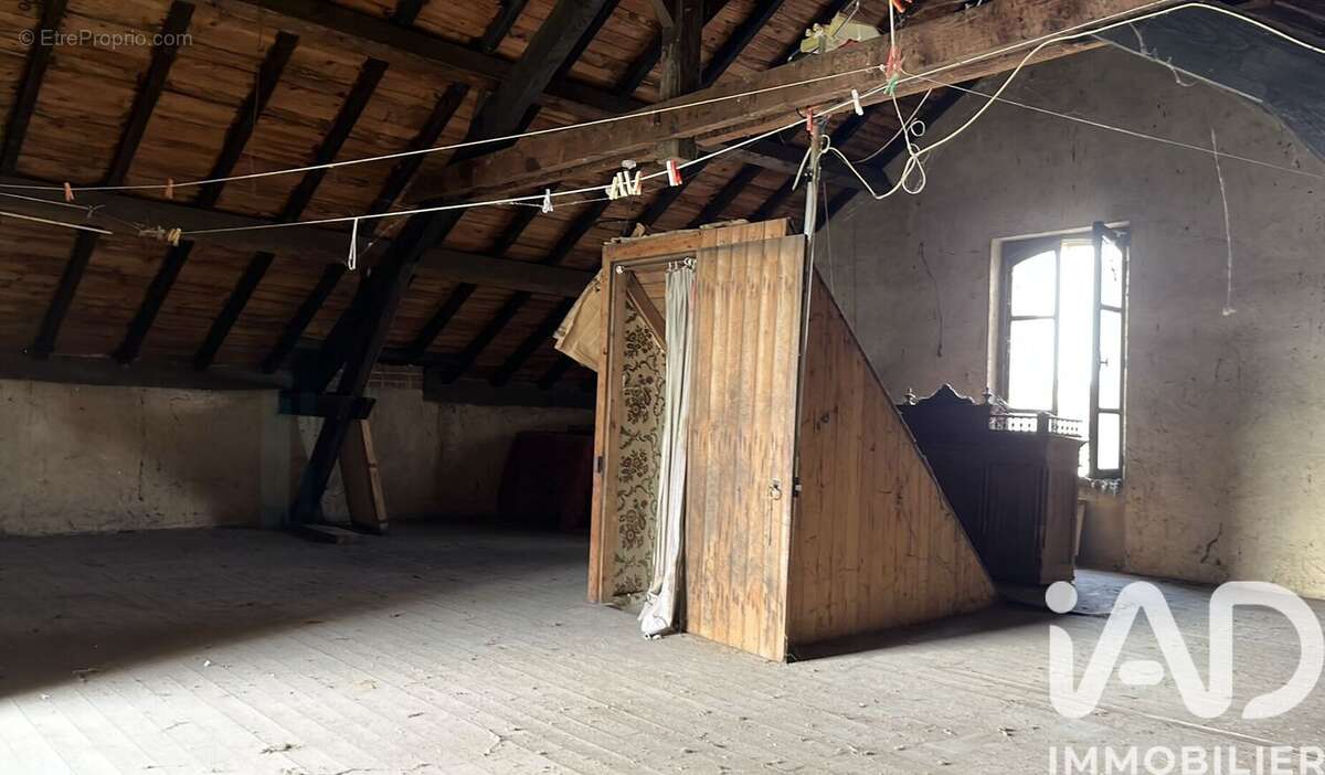 Photo 4 - Maison à MONTLUCON