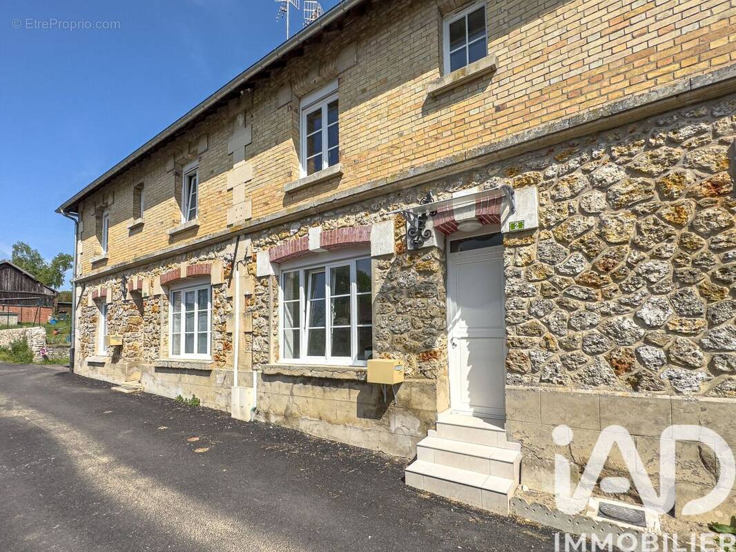 Photo 1 - Maison à OULCHY-LE-CHATEAU