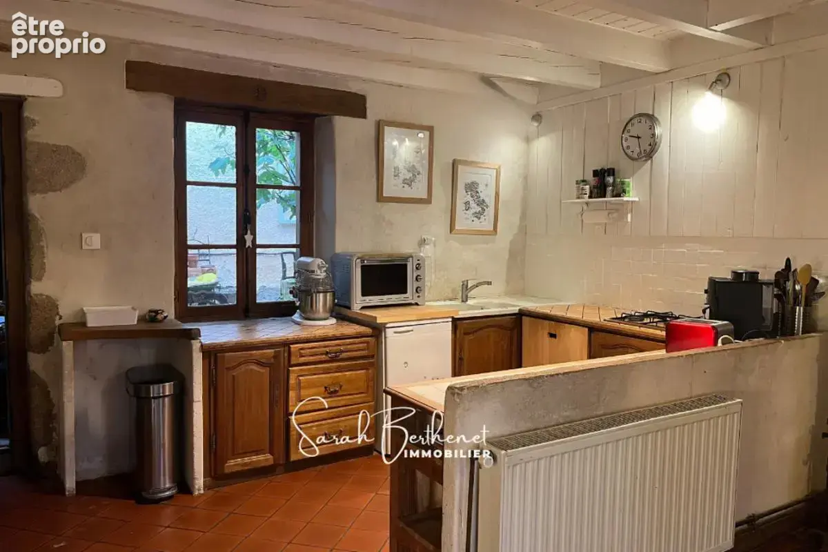 Maison 8 pièces 178 m² à vendre à Charly (69390) - photo 4