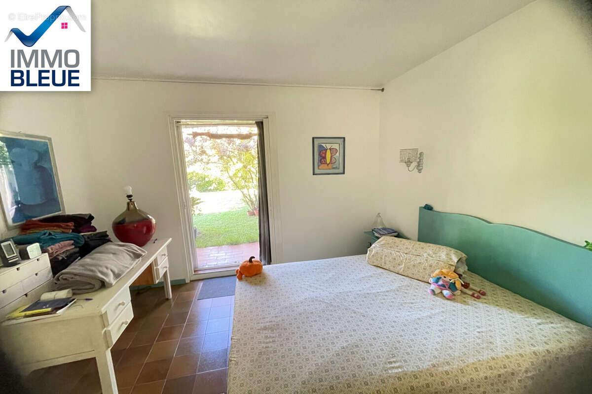 Maison à CHATEAUNEUF-LES-MARTIGUES