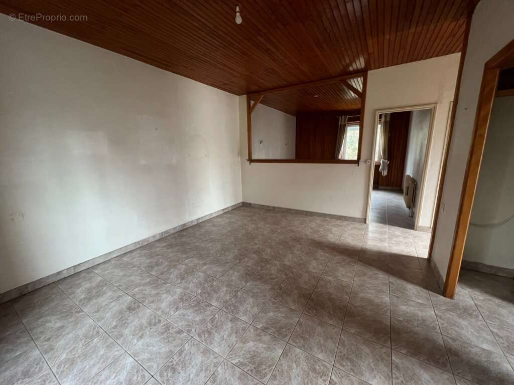 Maison à SAINT-FIRMIN