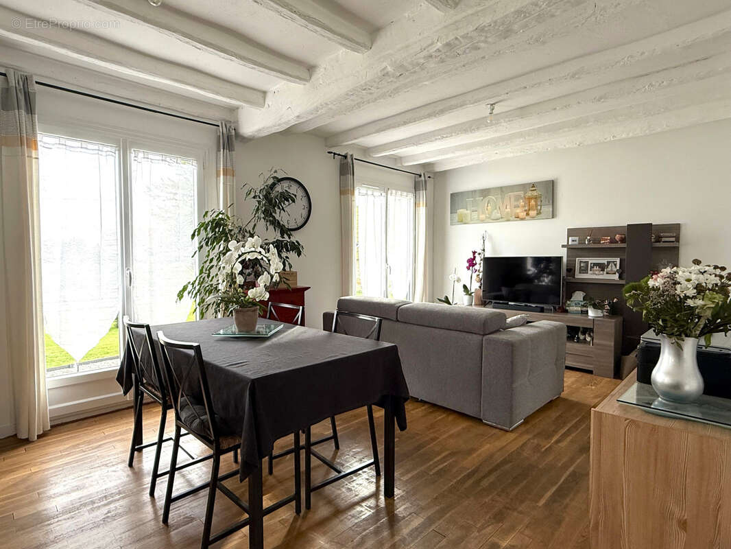 Maison à CHATEAUNEUF-EN-THYMERAIS