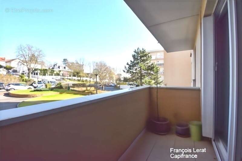 Appartement à THIAIS