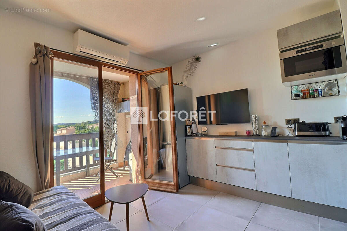 Appartement à LA LONDE-LES-MAURES