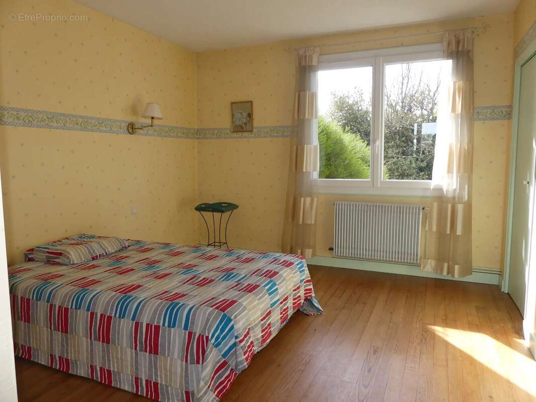 Maison à LE CREUSOT