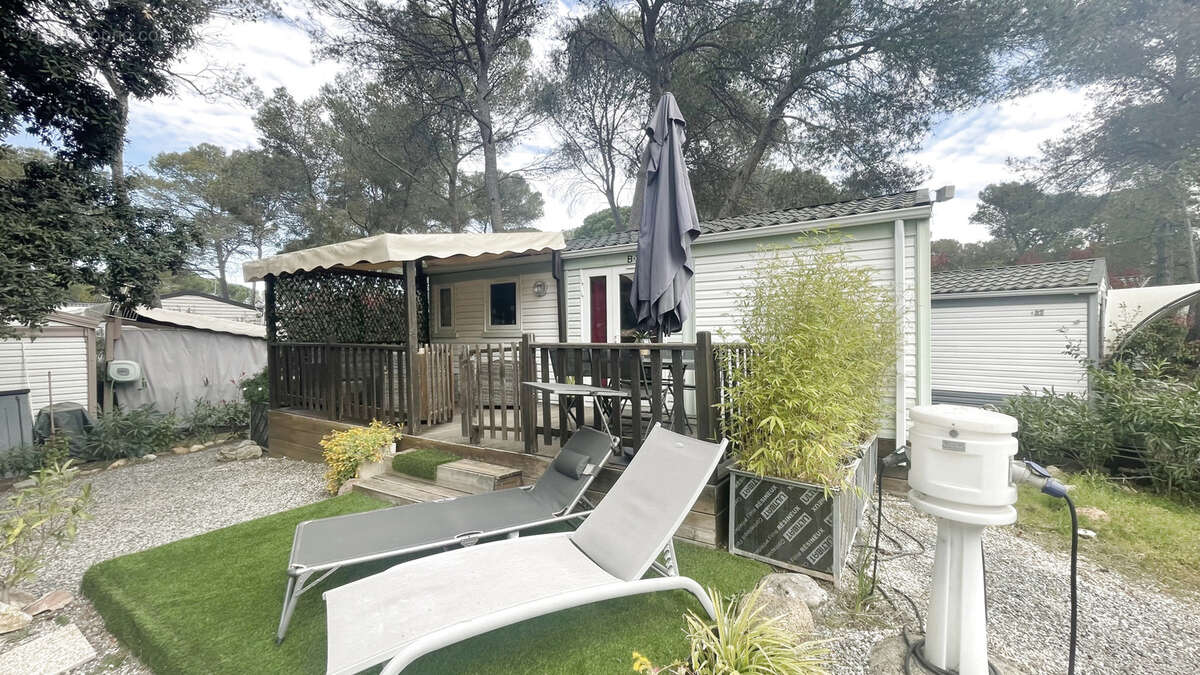 Maison à PUGET-SUR-ARGENS