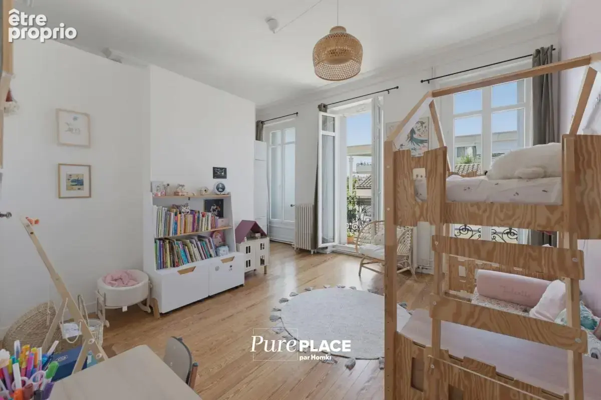 Maison familiale rénovée - Saint-Seurin / Croix Blanche - photo 10