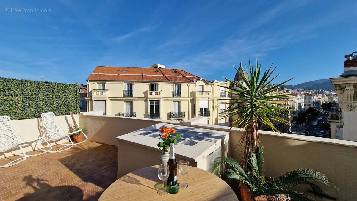 Appartement à NICE