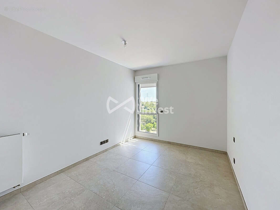 Appartement 94 m² à Saint-Jean-De-Vedas  - photo 8