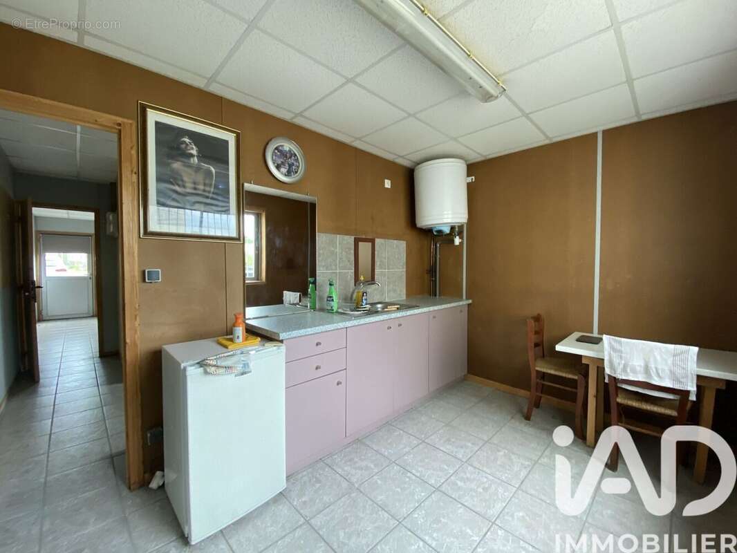 Photo 9