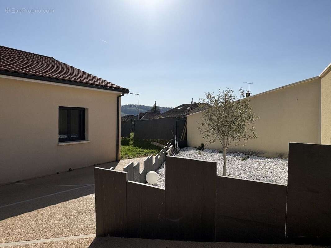 Maison neuve avec terrasse et spa ! - photo 6