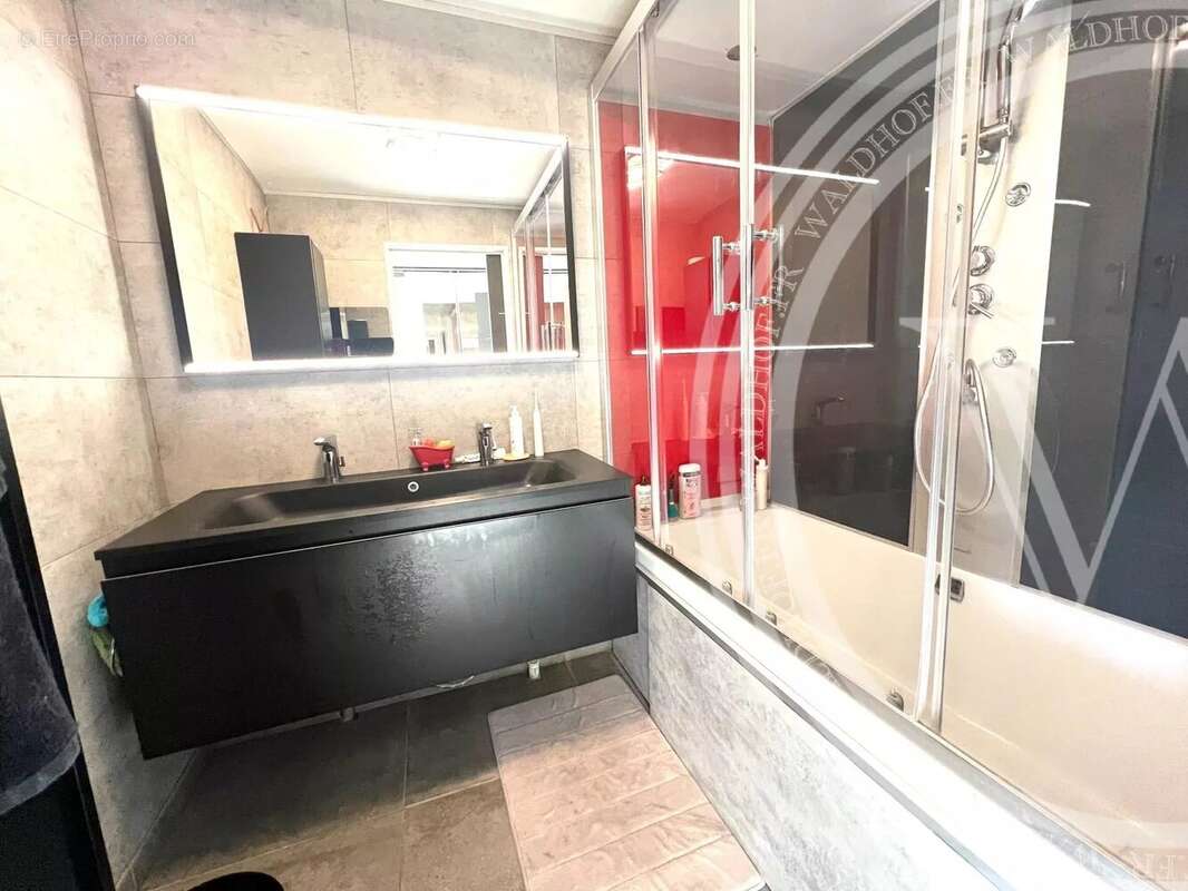 Appartement à MOUGINS