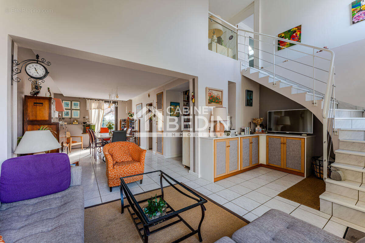 Maison à SAINT-MEDARD-EN-JALLES