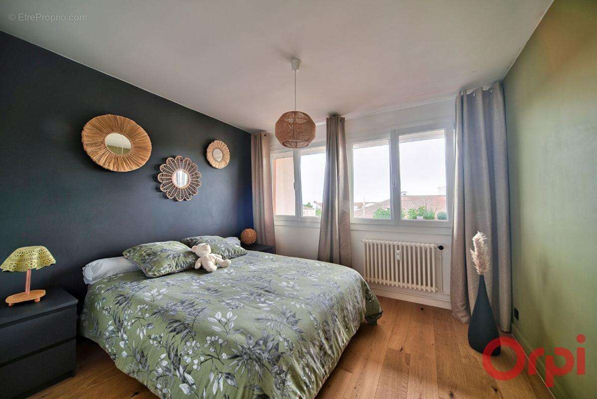 Appartement à CHARNAY-LES-MACON