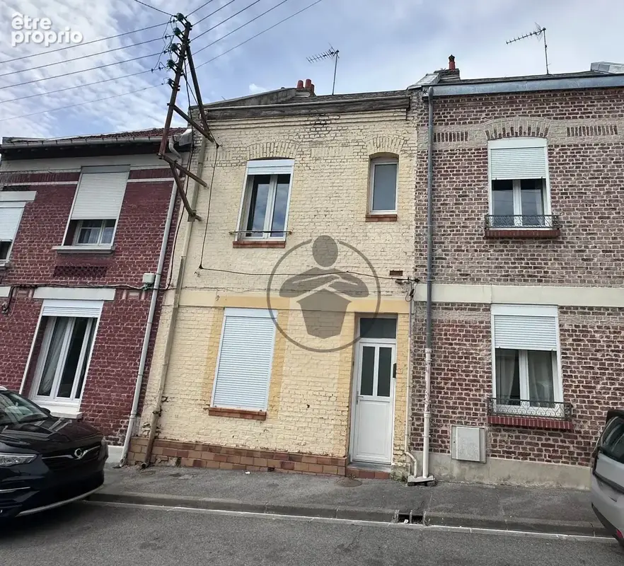Maison à SAINT-QUENTIN