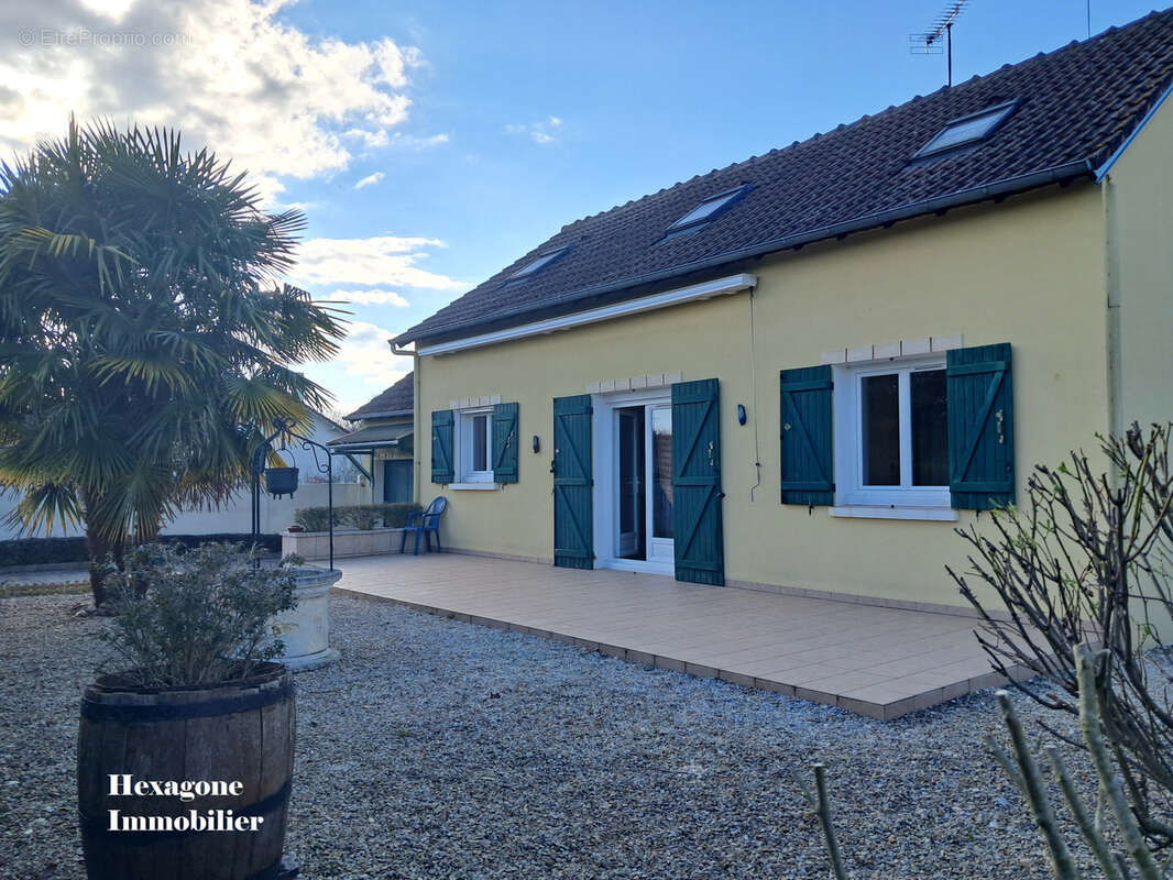 Maison à NEUVY-SUR-LOIRE