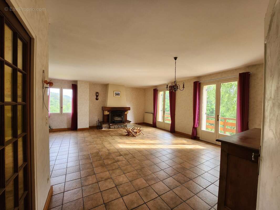 Maison à SAINT-SYLVESTRE