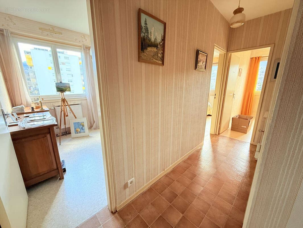 Appartement à COGNIN