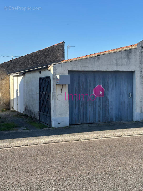 Parking à SOULLANS