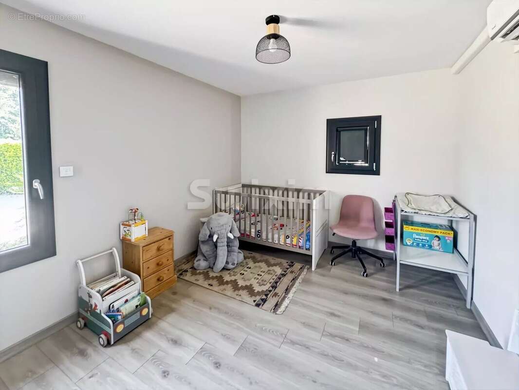 Maison à MONTBOUCHER-SUR-JABRON