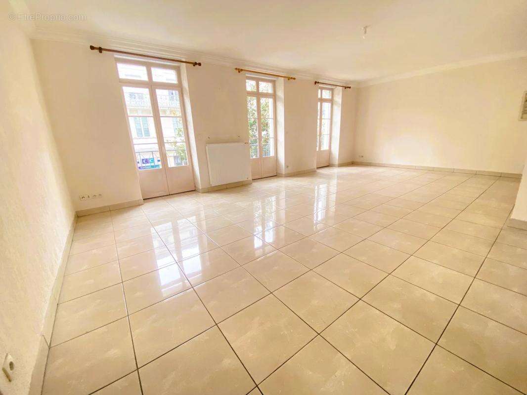 Appartement à VICHY