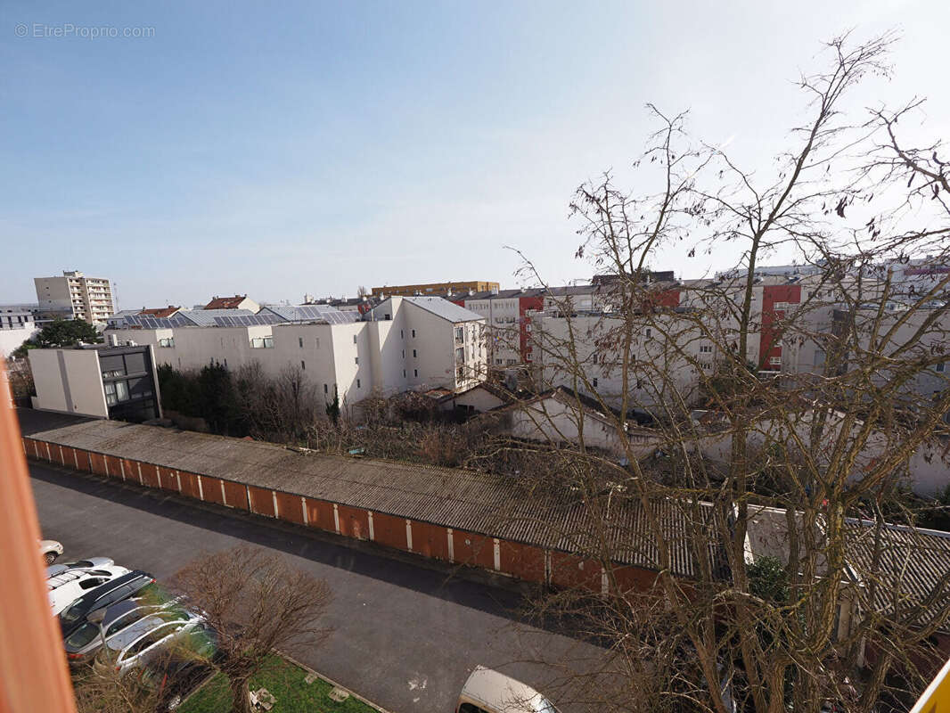 Appartement à ROMAINVILLE