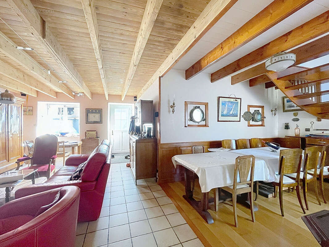 Maison à MONT-DOL