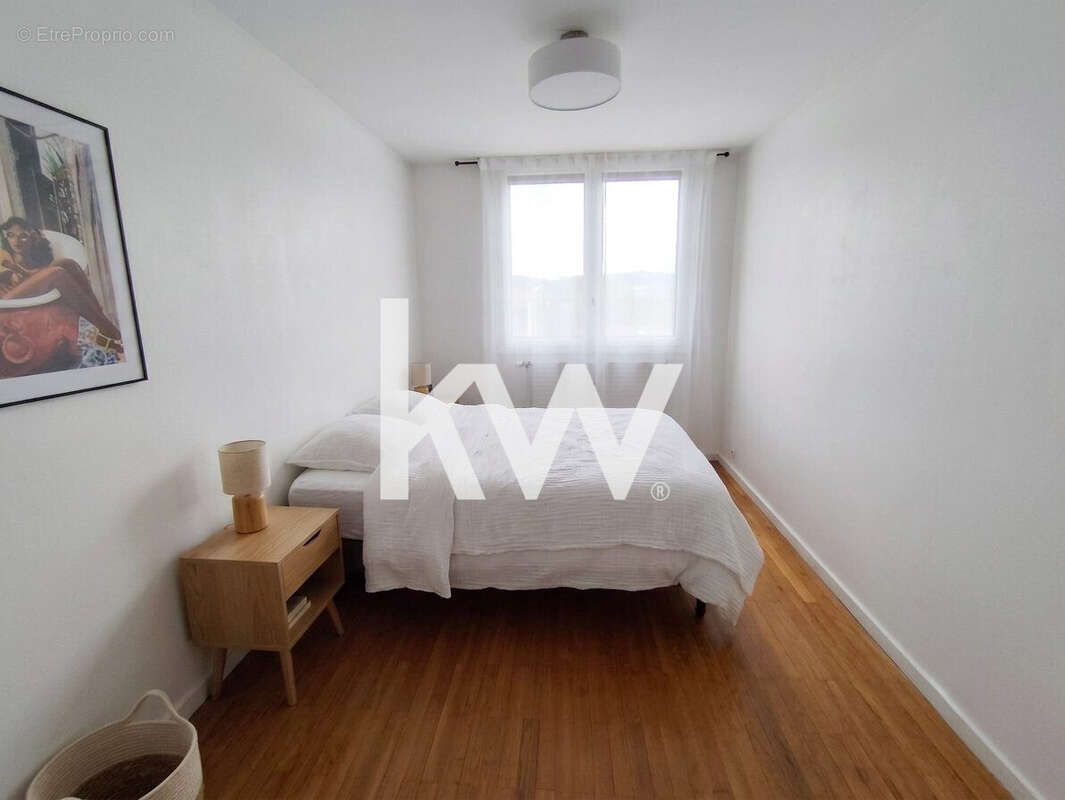 Appartement 49 m² à Saint-Etienne  - photo 3