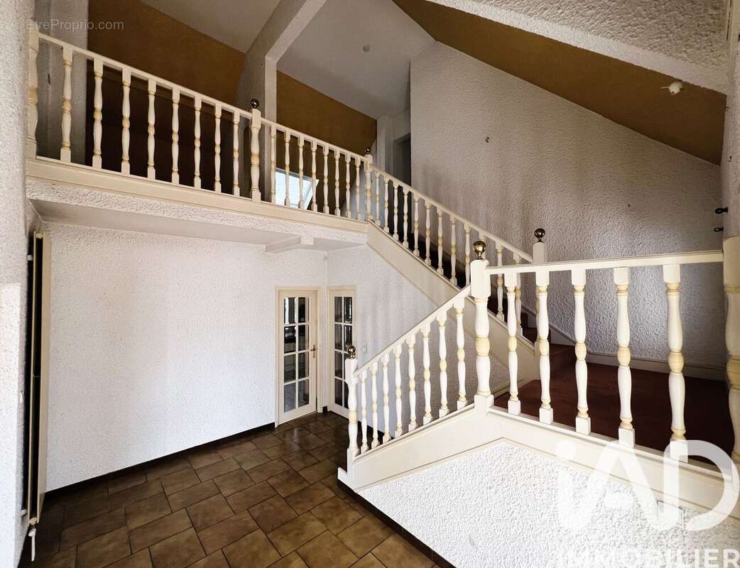 Maison 287 m² à Vougeot  - photo 5