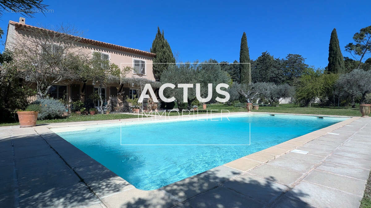 Maison à MARTIGUES