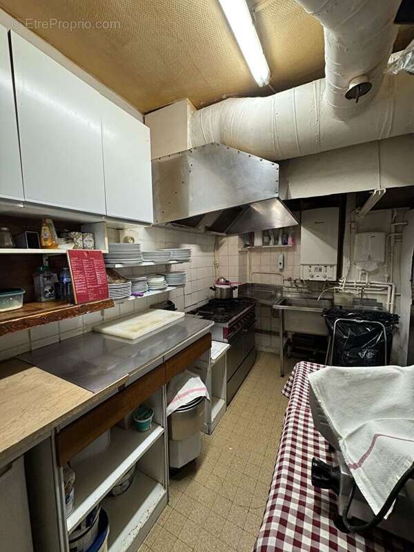 Commerce à MONTROUGE