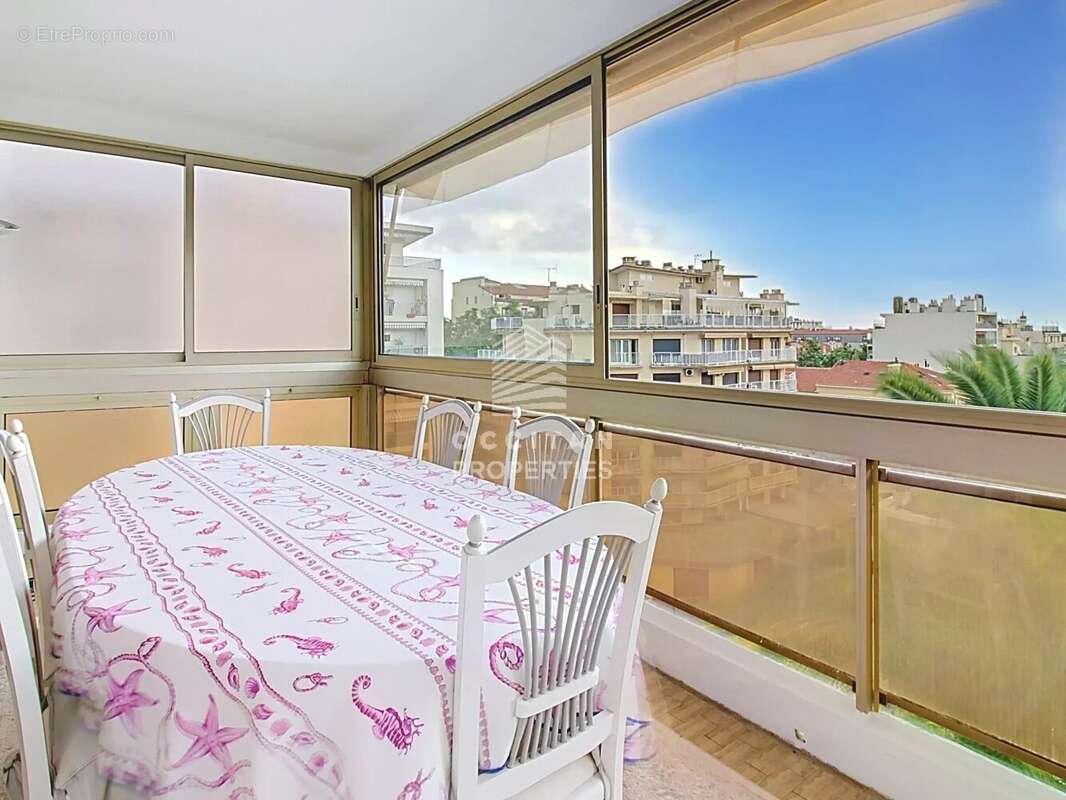 Appartement à CANNES