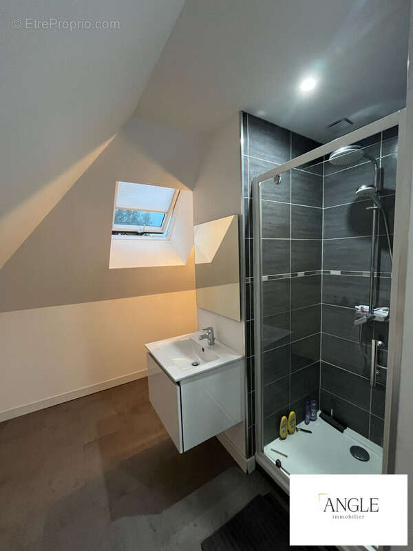 Maison à GESNES-LE-GANDELIN