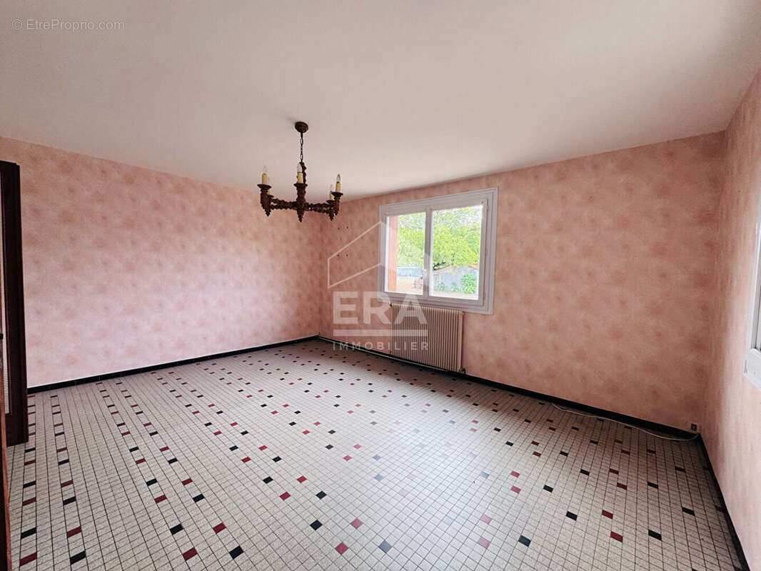 Maison 6 pièces dont 4 chambres à vendre à Berson - photo 11