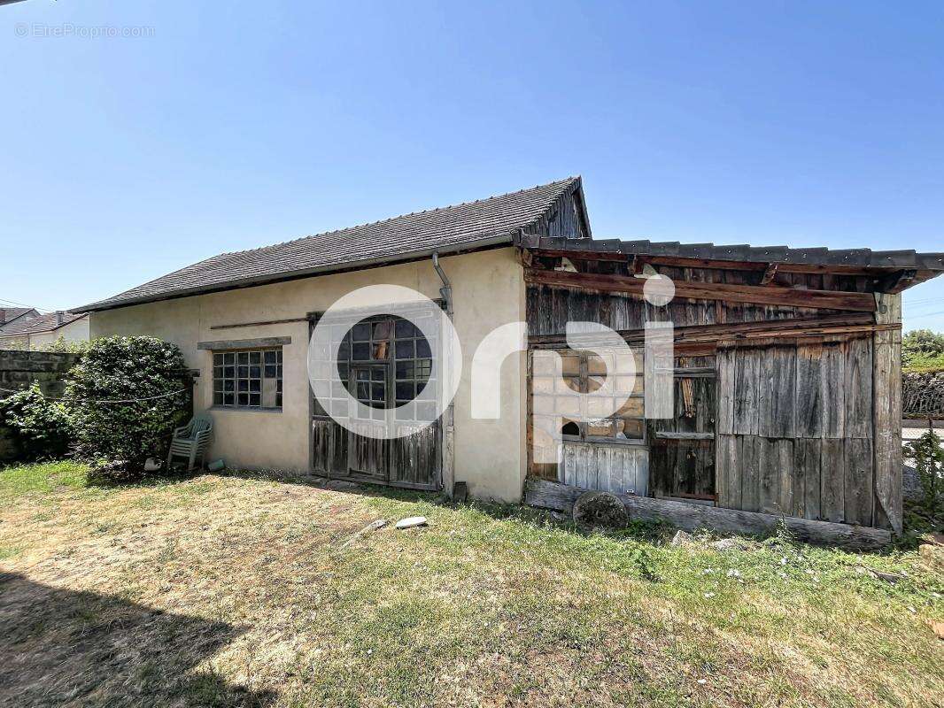 Maison + hangar secteur prieur - photo 11